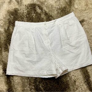 Halogen White Eyelet Shorts sz 3X